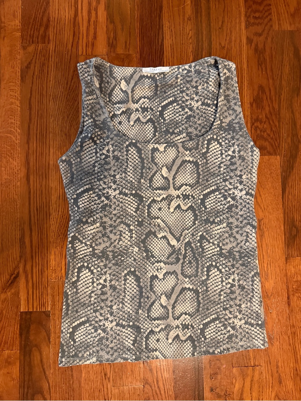 Zara Snake-Print Scoop Neck Tank Top in Gray and Cream